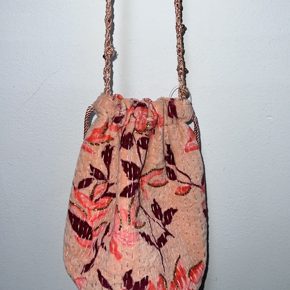 Free People Pink/Red Velvet Moon Crossbody Purse Quartz NWT - Picture 6 of 11